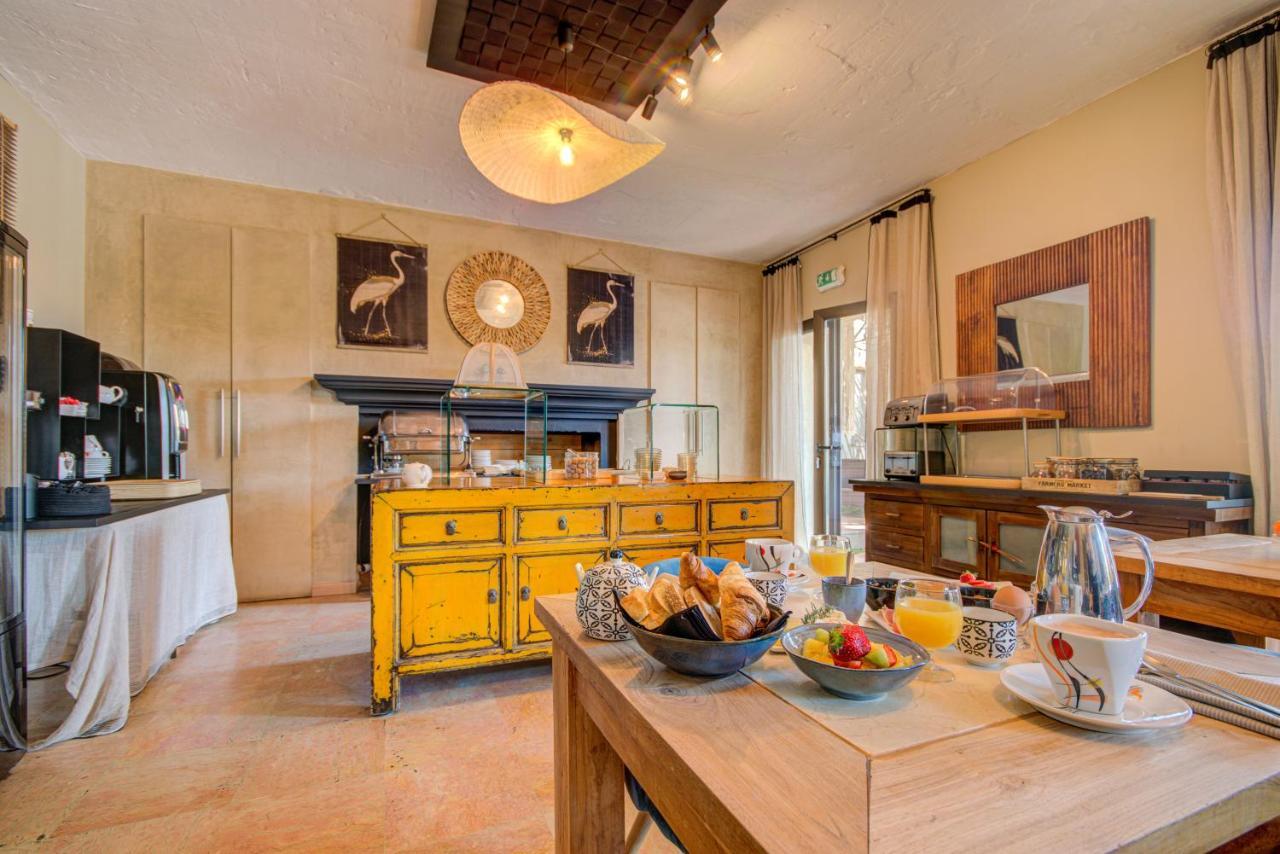 Hotel Bastide & Spa - Villa De Lourmarin Exteriör bild