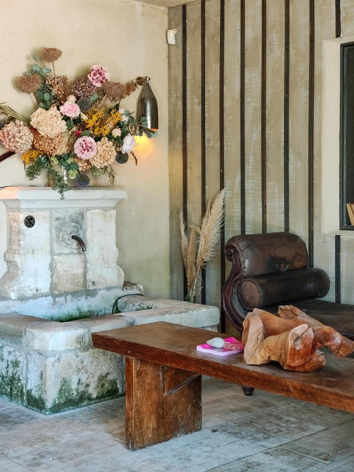 Hotel Bastide & Spa - Villa De Lourmarin Exteriör bild